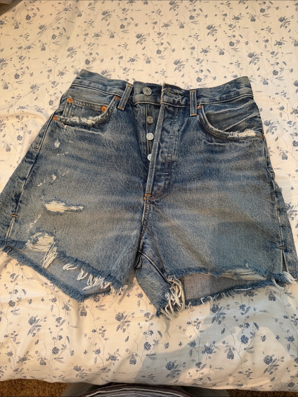 Agolde Distressed High-Rise Denim Shorts - Medium Blue